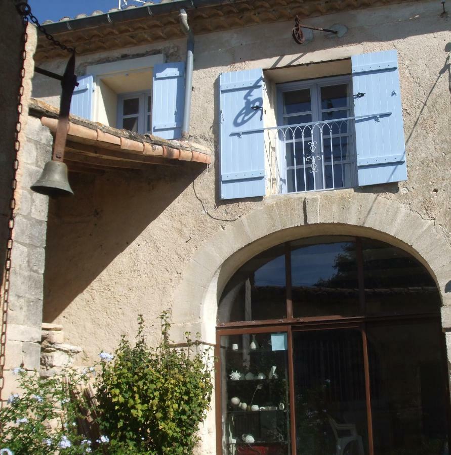 Chambres D'Hotes Dans Maison D'Artiste Galargues Екстер'єр фото