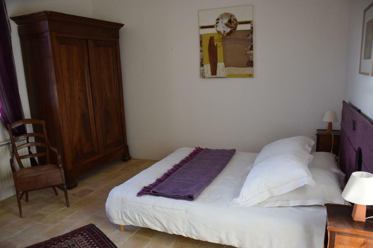 Chambres D'Hotes Dans Maison D'Artiste Galargues Екстер'єр фото